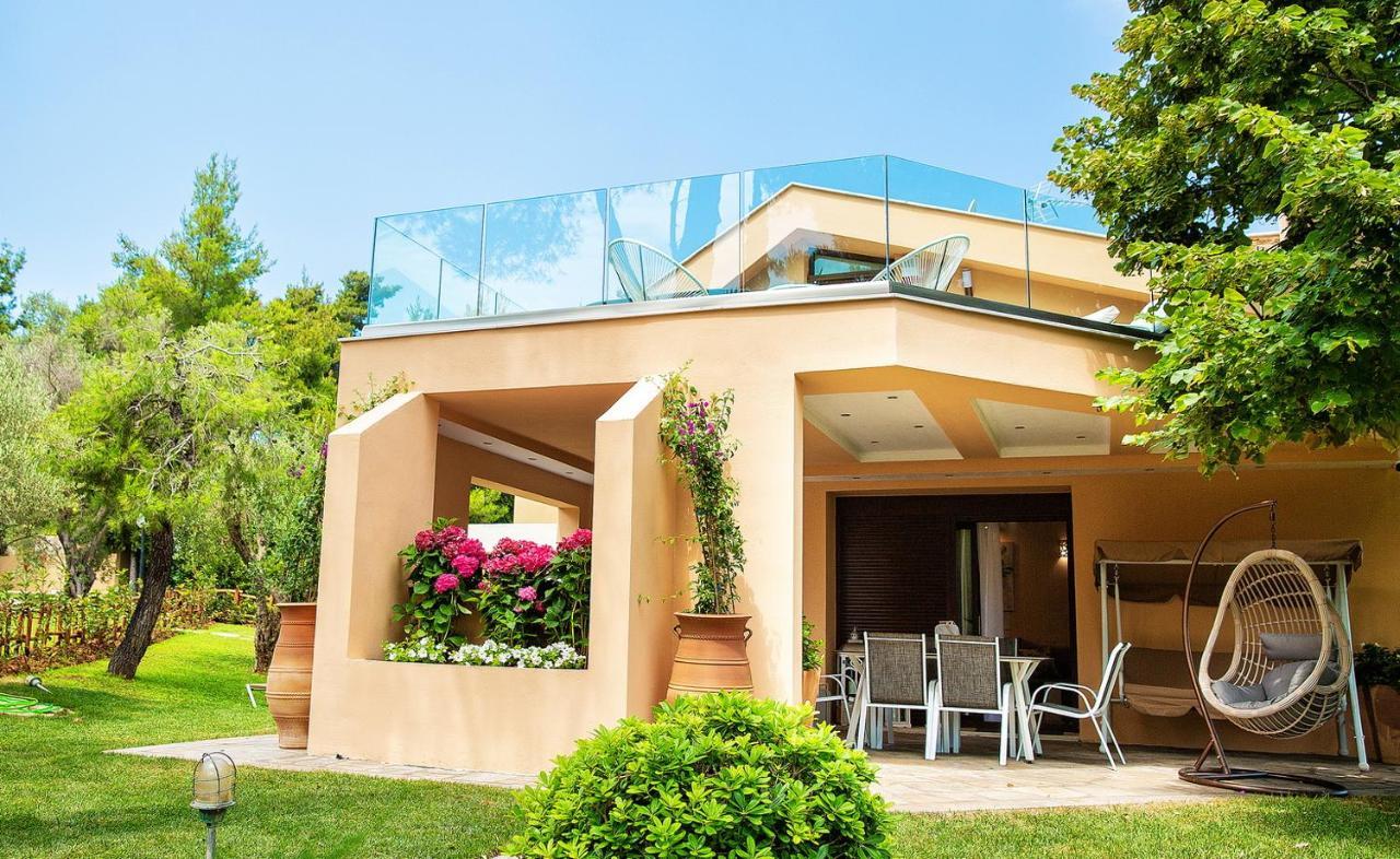 Villa Anemone With Outdoor Hot Tub, Sani Luxury Collection
