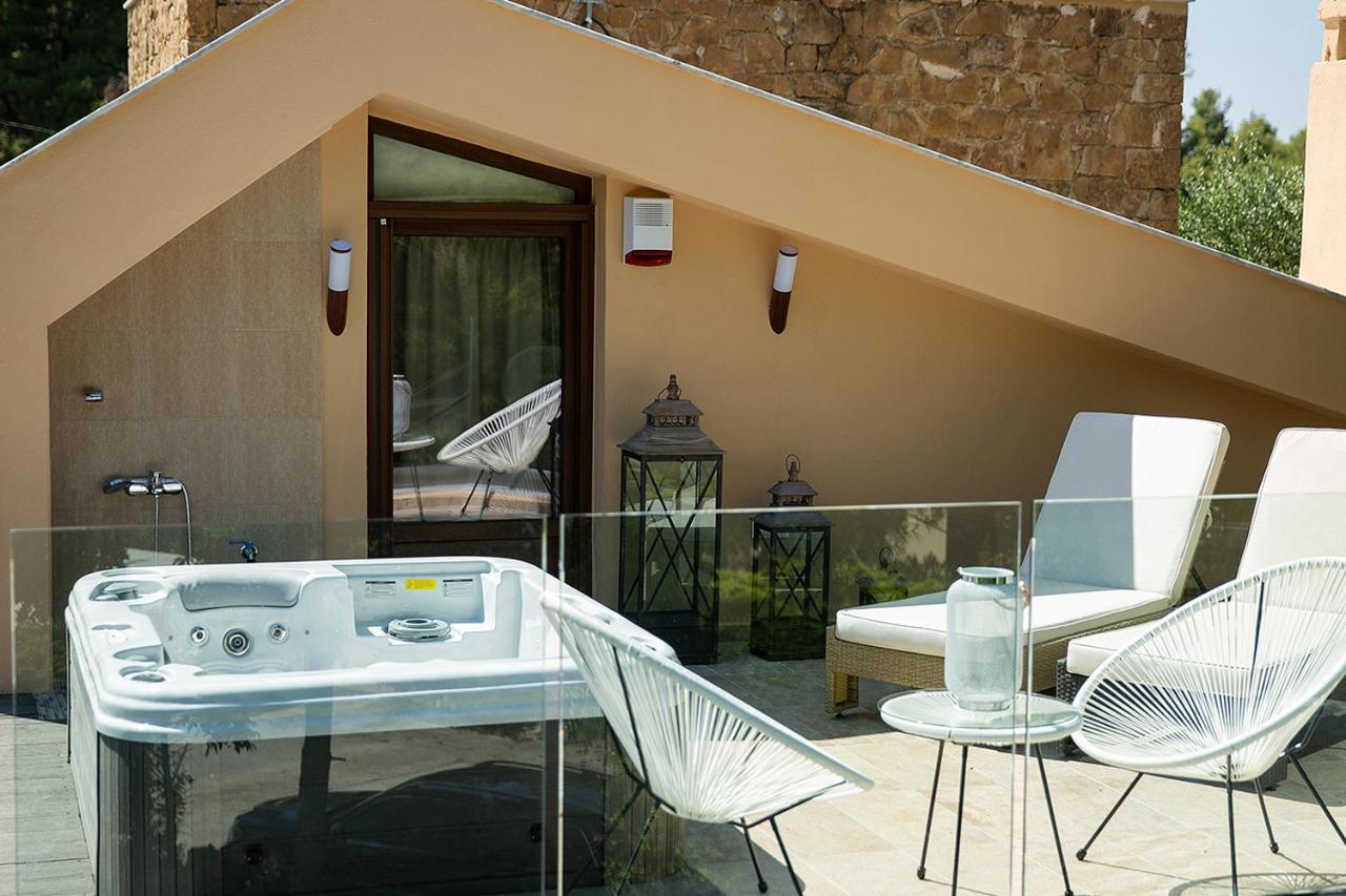 Anemone With Outdoor Hot Tub, Sani Luxury Collection Villa *