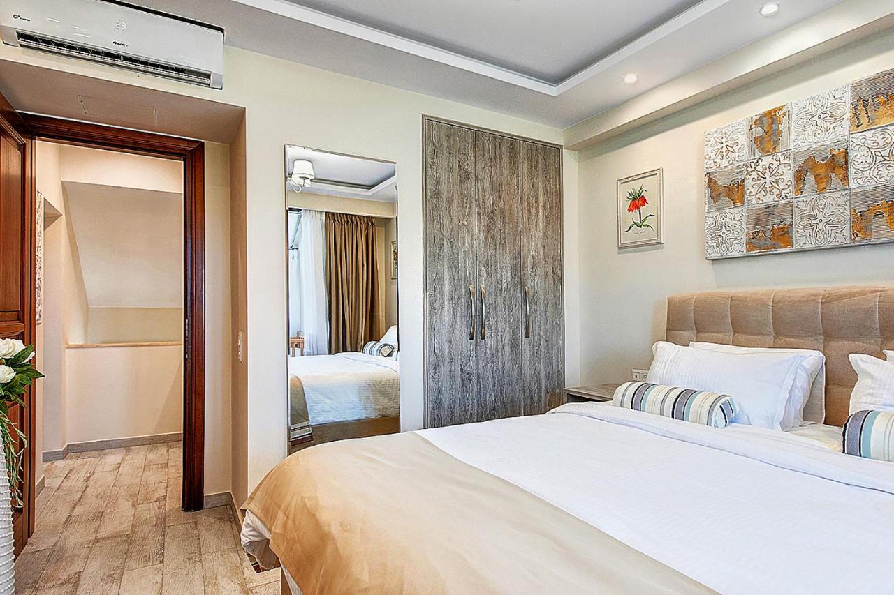 Anemone With Outdoor Hot Tub, Sani Luxury Collection Villa *